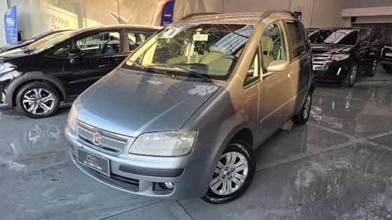 FIAT IDEA 1.4 MPI ELX 8V FLEX 4P MANUAL FIAT IDEA 1.4 MPI ELX 8V FLEX 4P MANUAL